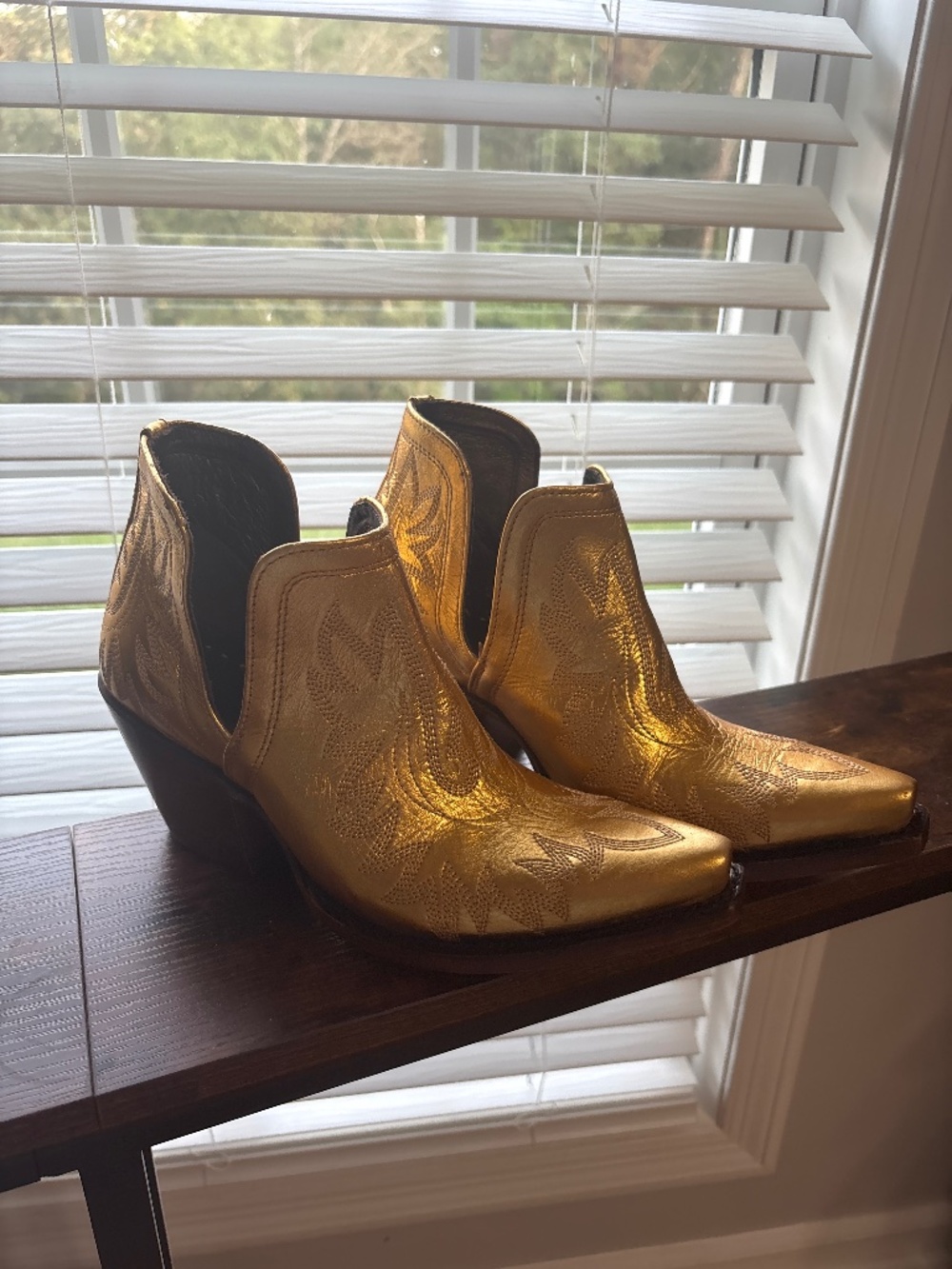 Ariat Dixon boot gold